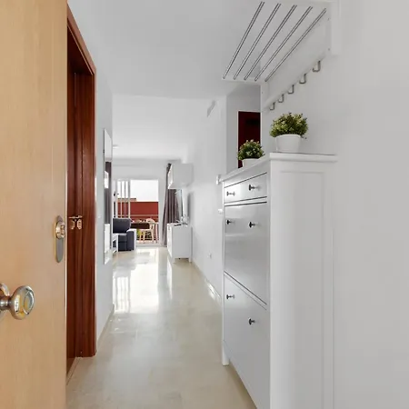 Apartment Modern With Pool In Spain Fuengirola